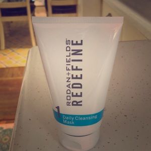 Rodan+Fields Redefine Daily Cleansing Mask